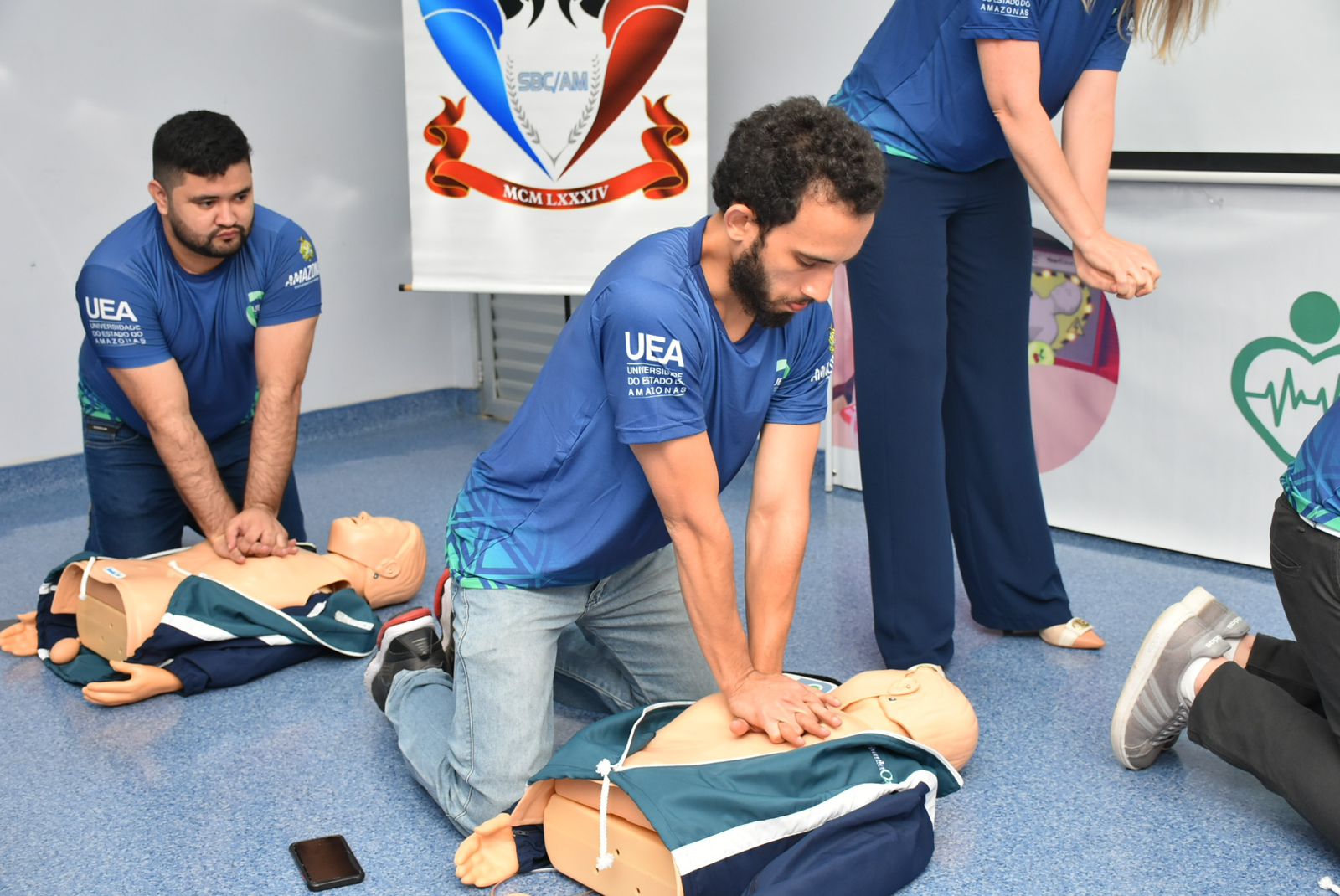 Programa “UEA Cardio Protegida” capacita para prevenção de mortes por parada cardiorrespiratória