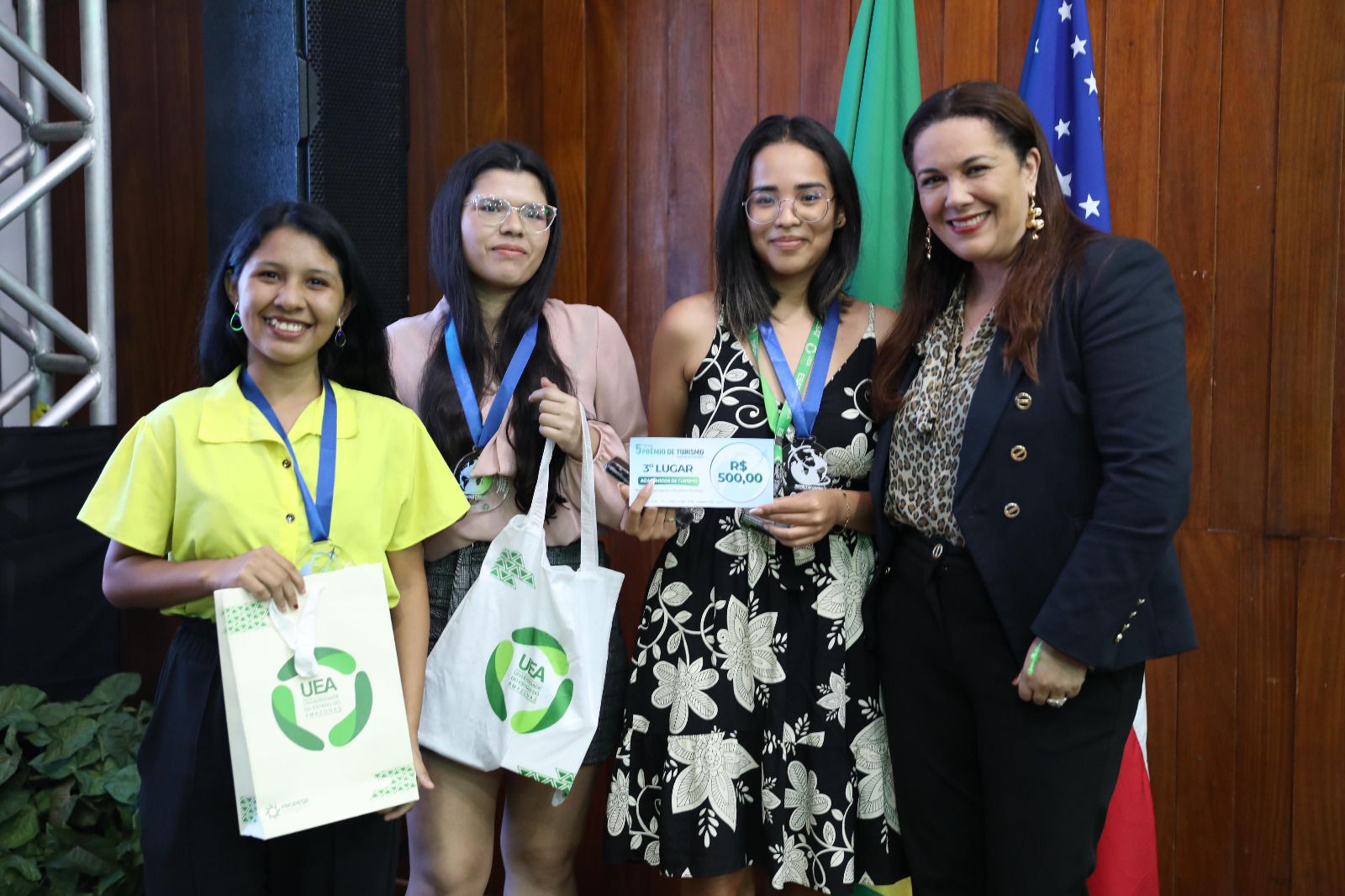 UEA celebra vencedores do 5° Prêmio de Turismo Maria Helena Fonsêca